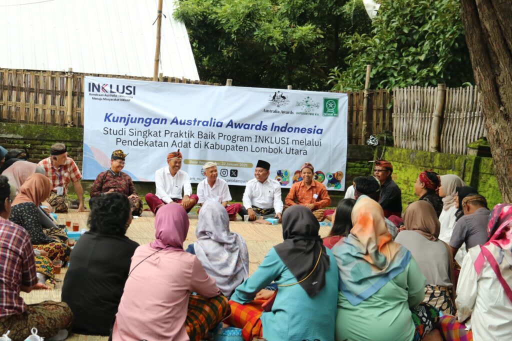 Kunjungan Australia Awards Indonesia ke Lombok Utara: Belajar Praktik Baik Pengarusutamaan Gender Berbasis Adat