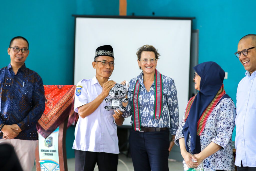 Media Nasional dan Lokal Melihat Praktik Pembangunan Inklusif di Lombok Timur - INKLUSI